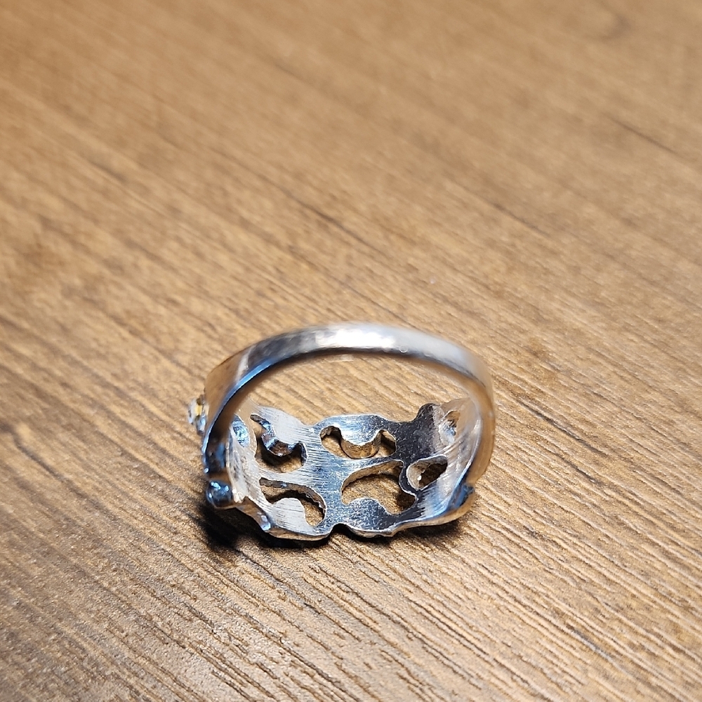 Intricate Silver Openwork Ring With Crescent Desi… - image 6